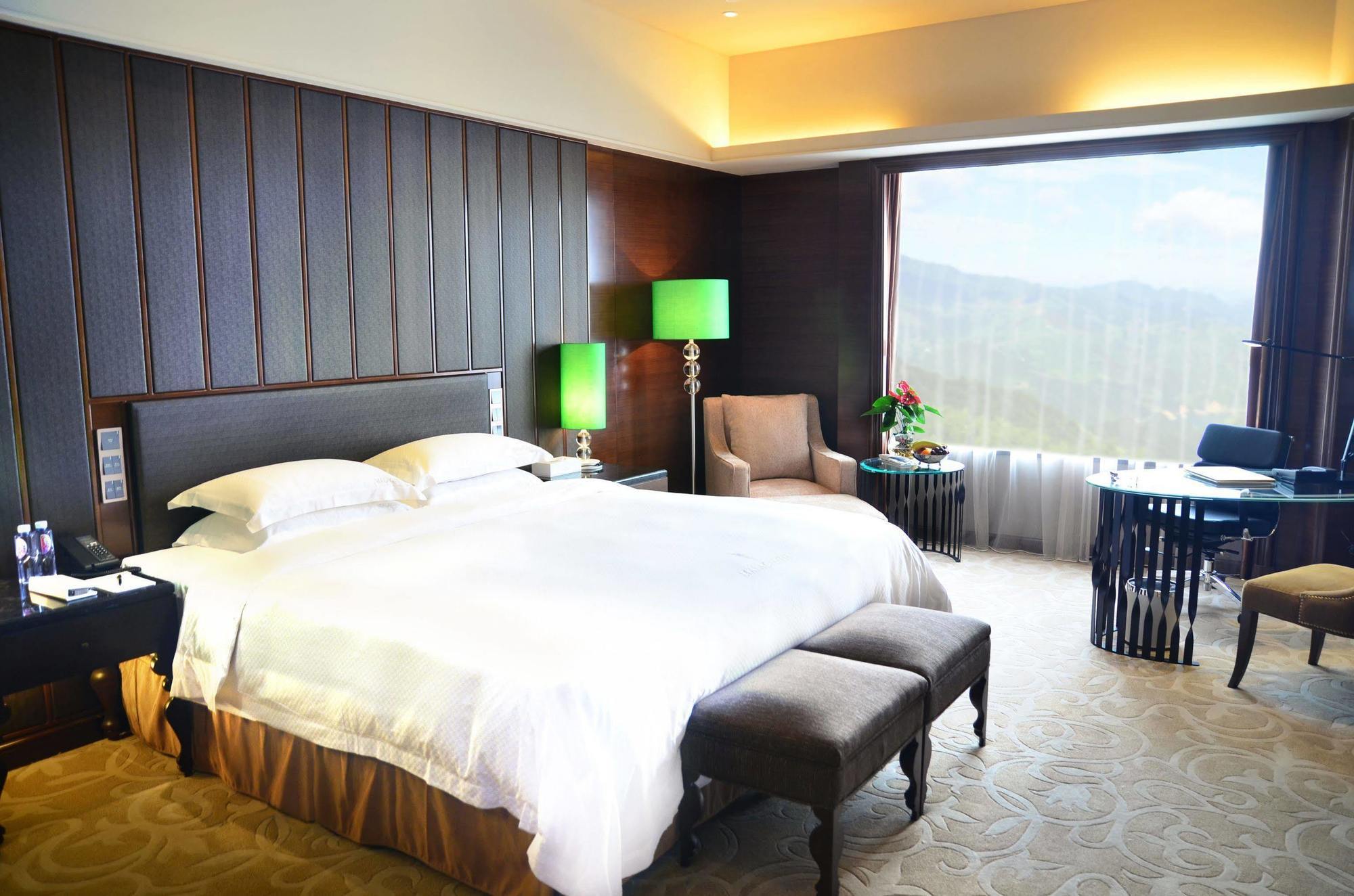 Malachite Hotel Dongguan Dongguan  Bagian luar foto