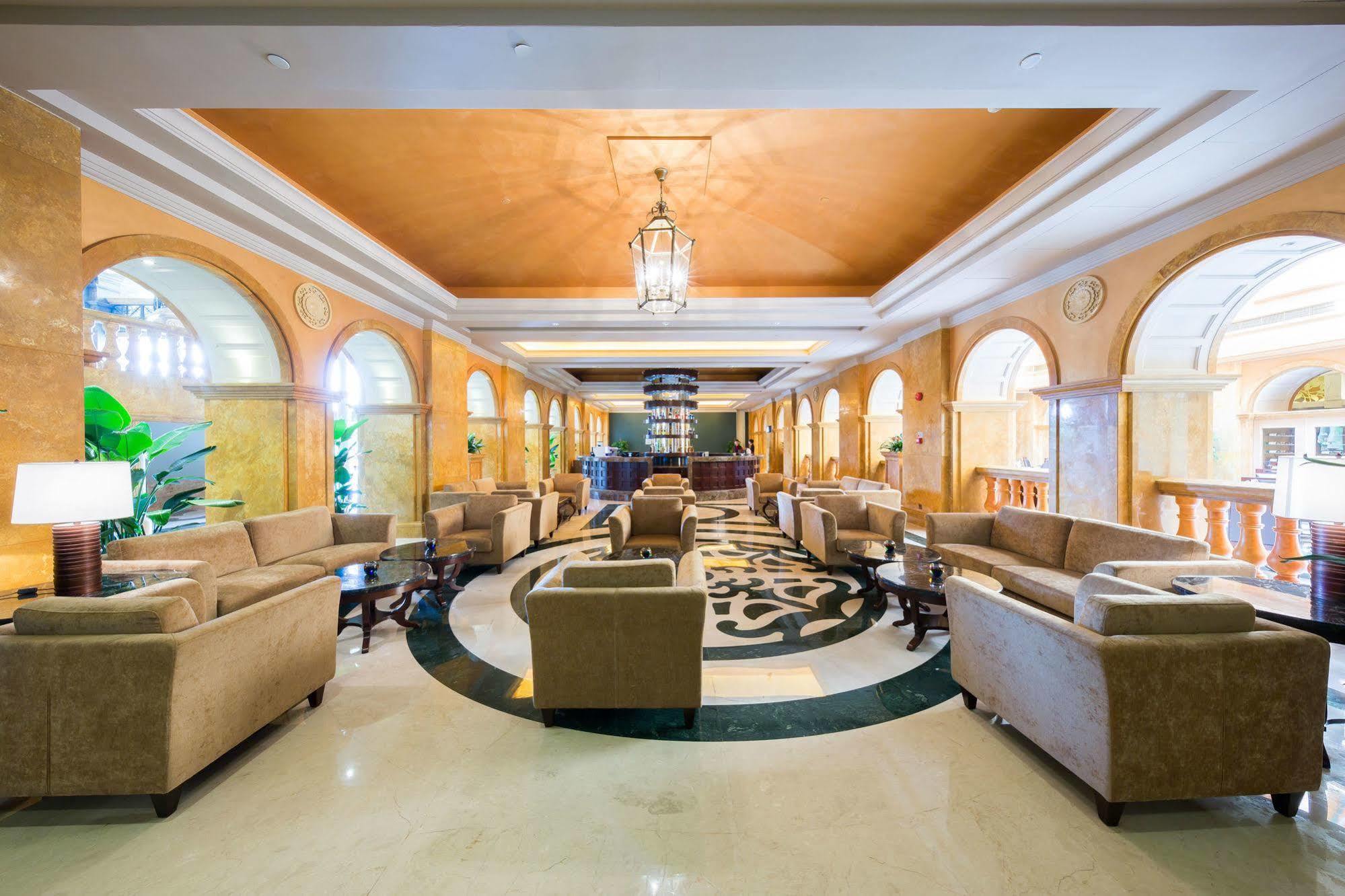 Malachite Hotel Dongguan Dongguan  Bagian luar foto