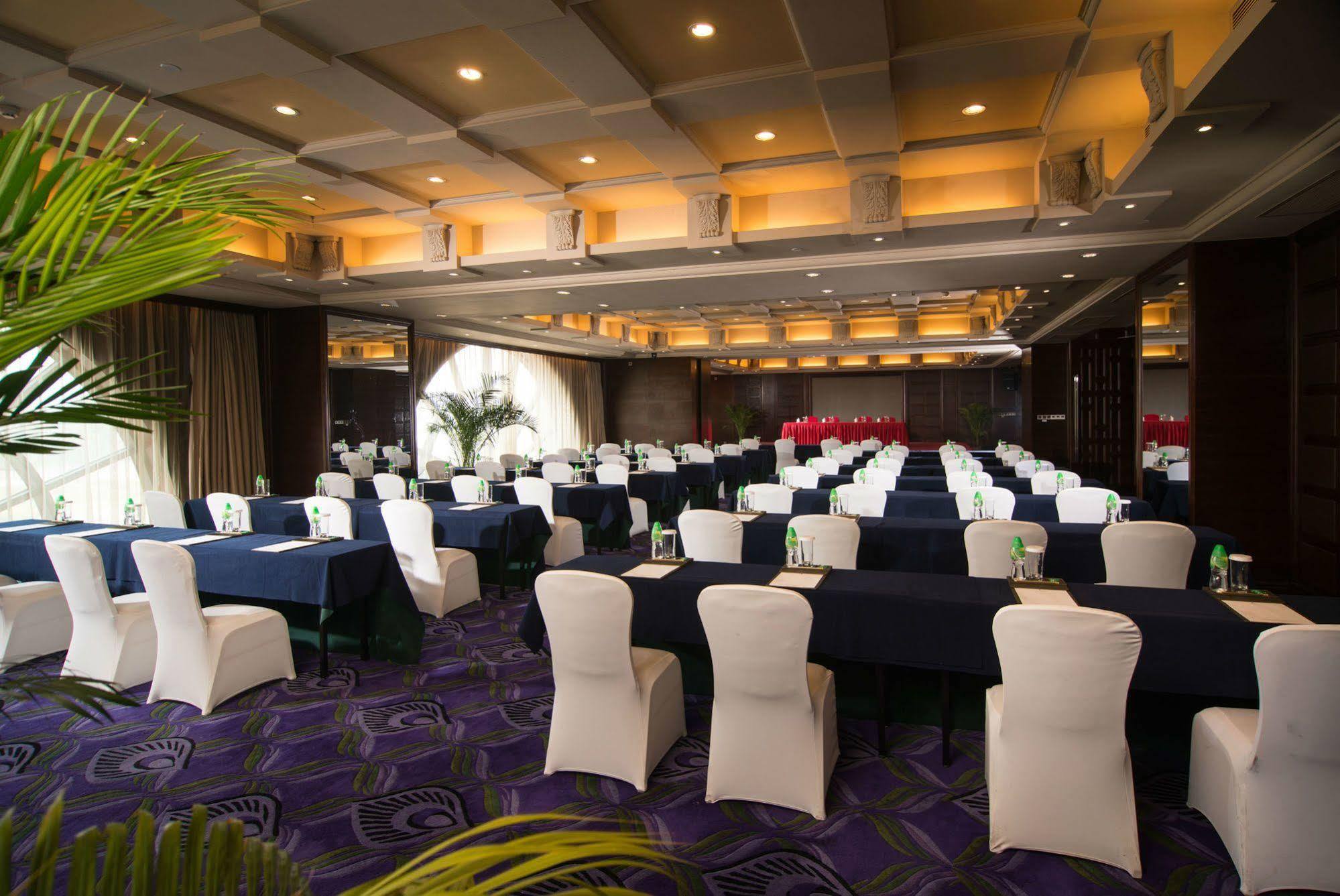 Malachite Hotel Dongguan Dongguan  Bagian luar foto