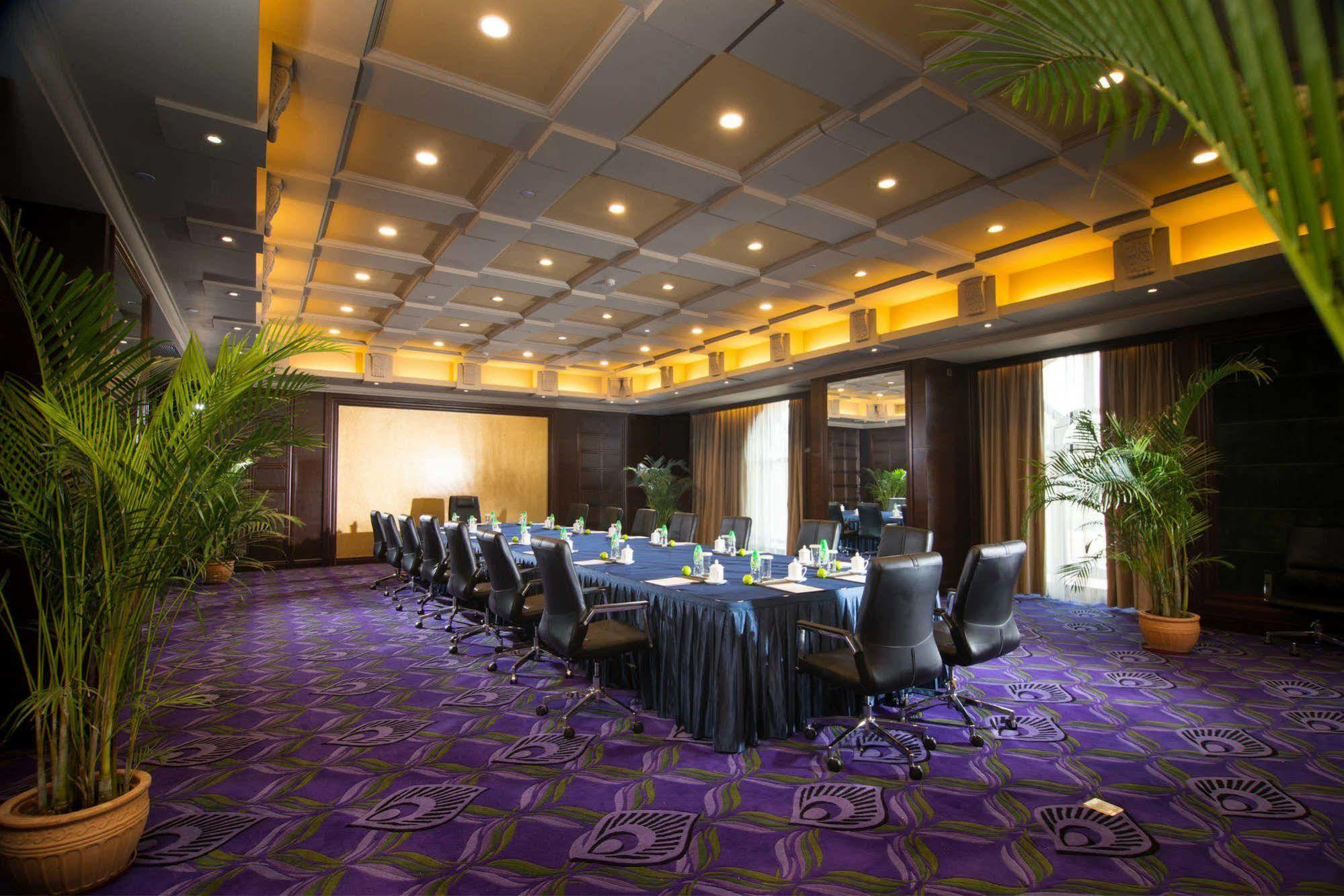 Malachite Hotel Dongguan Dongguan  Bagian luar foto