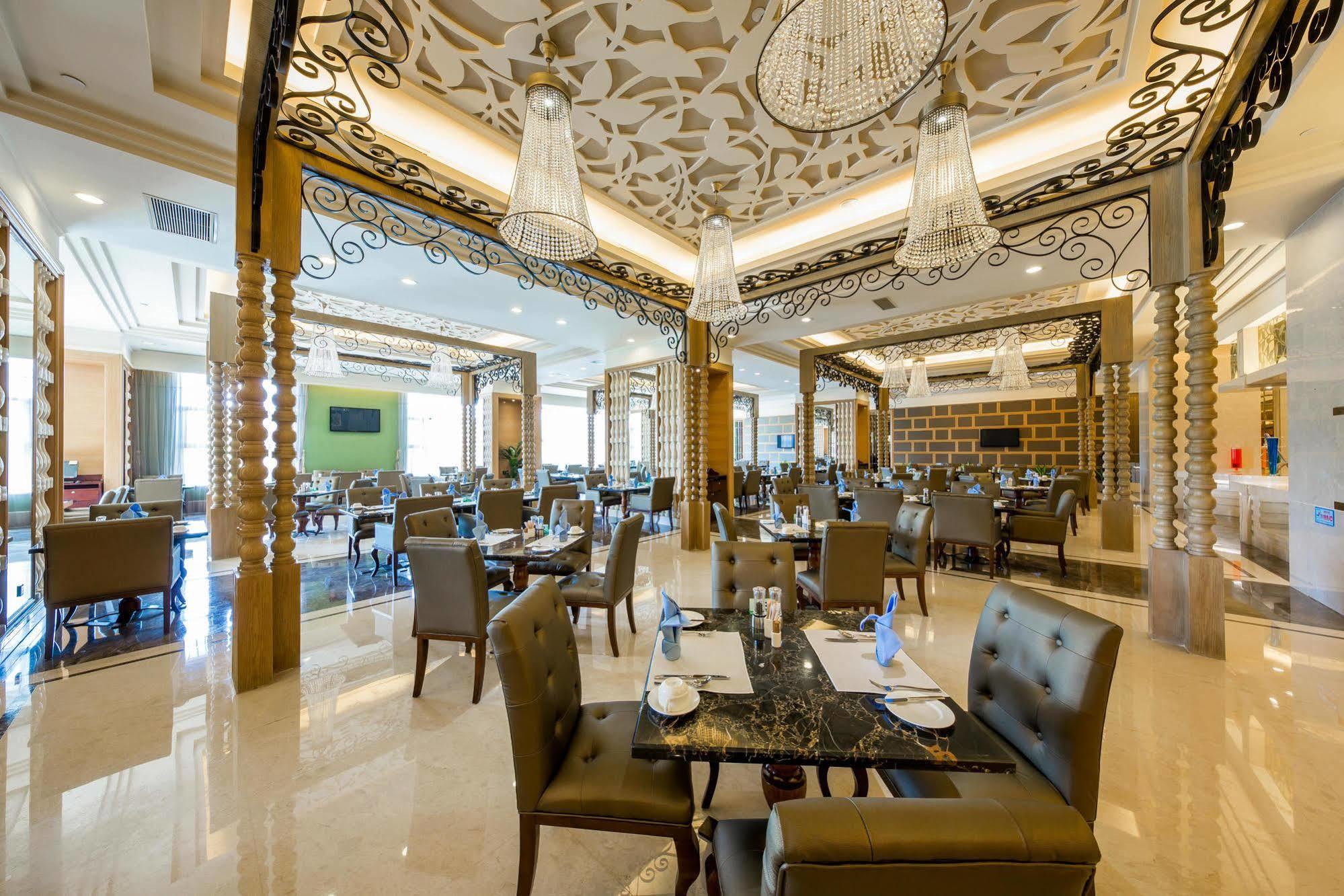 Malachite Hotel Dongguan Dongguan  Bagian luar foto